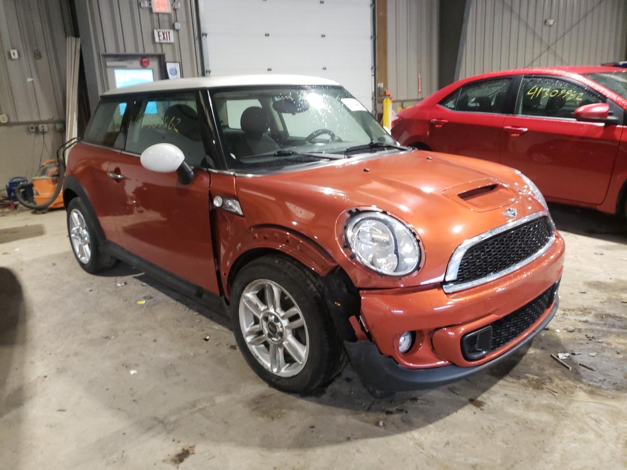 MINI COOPER S 2011 with VIN WMWSV3C59BTY20871 - Photo from auction