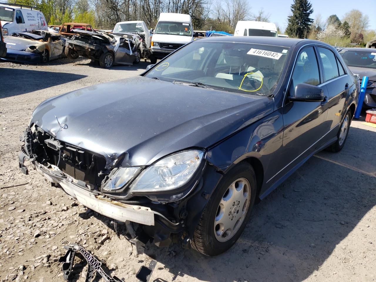 Photo 2 from auction – 2011 MERCEDES-BENZ E 350 with VIN WDDHF5GB5BA331312