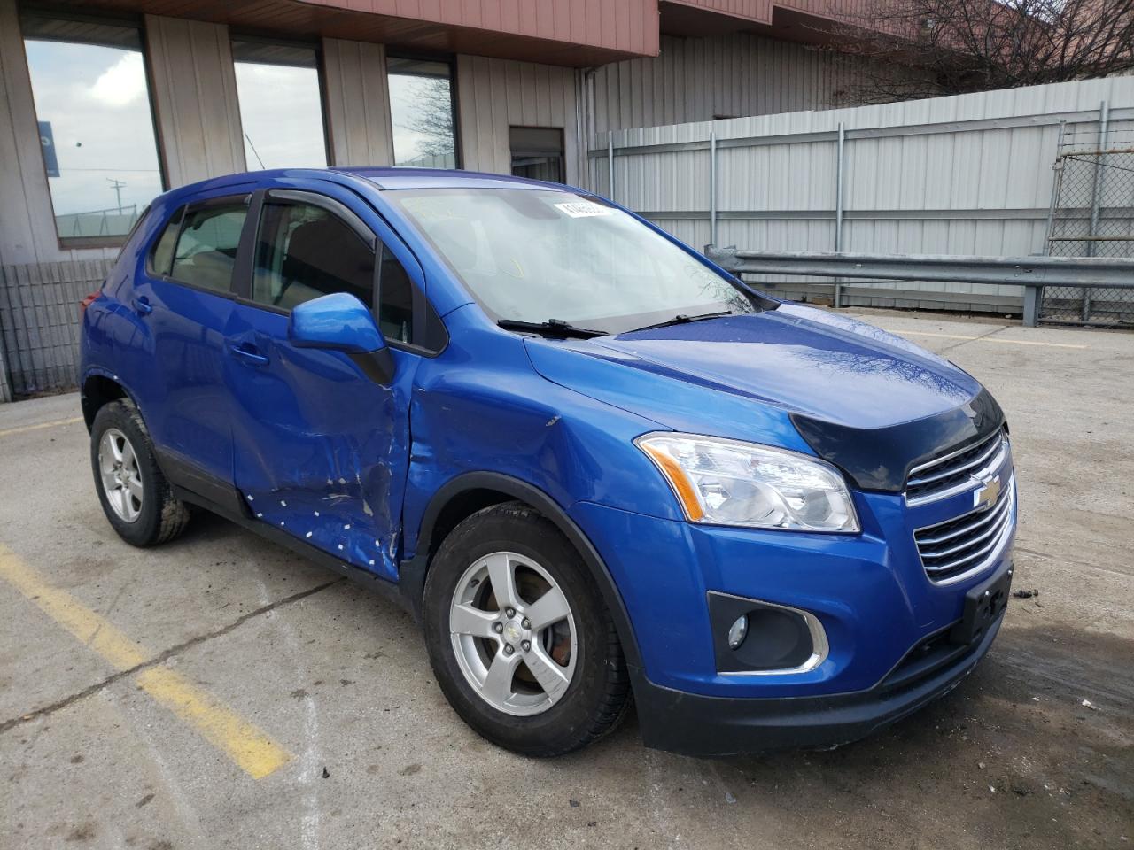 CHEVROLET TRAX 1LS 2015 with VIN KL7CJPSB6FB220013 - Photo from auction