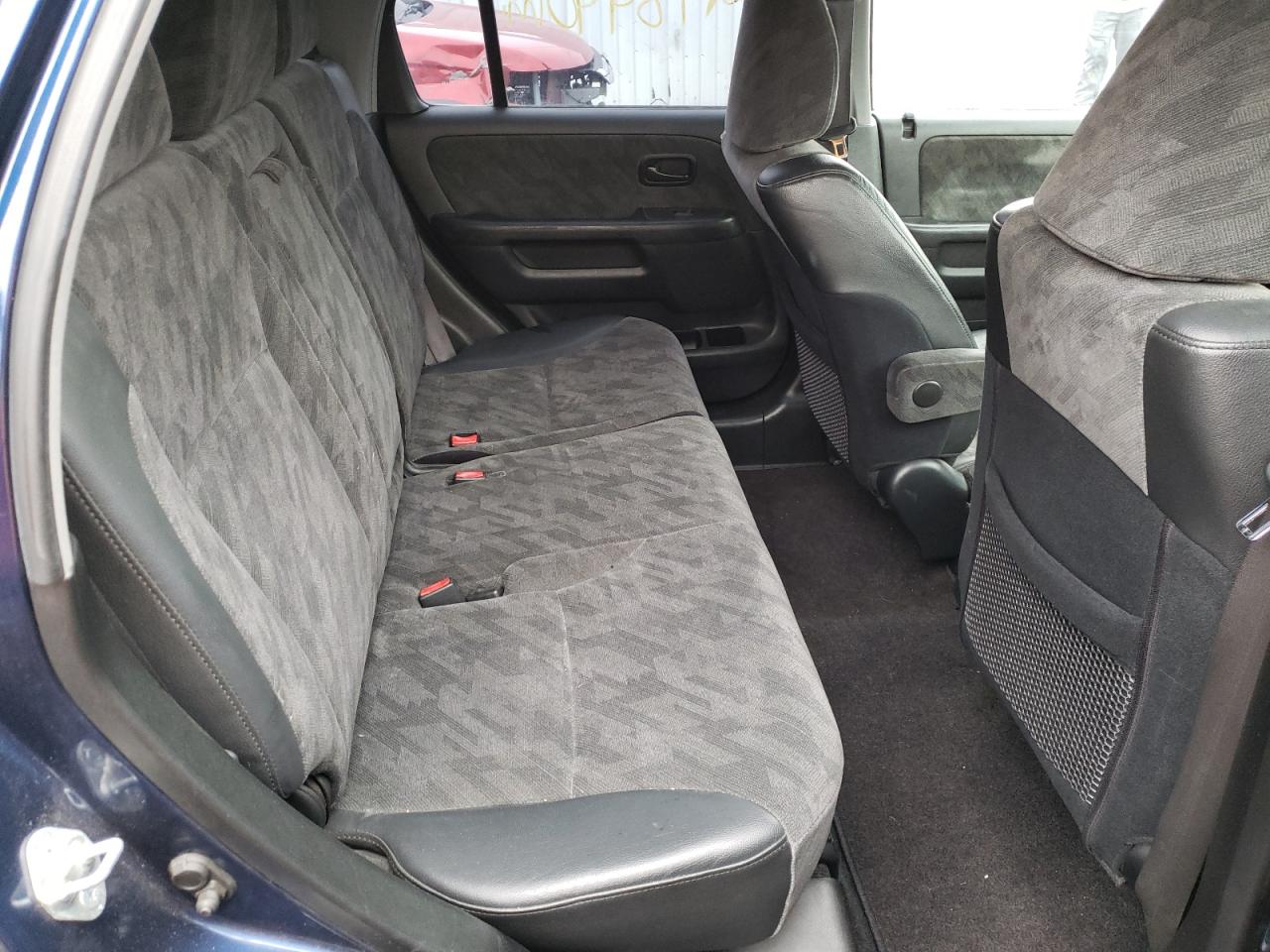 Photo 6 from auction – 2002 HONDA CR-V EX with VIN JHLRD78882C017518
