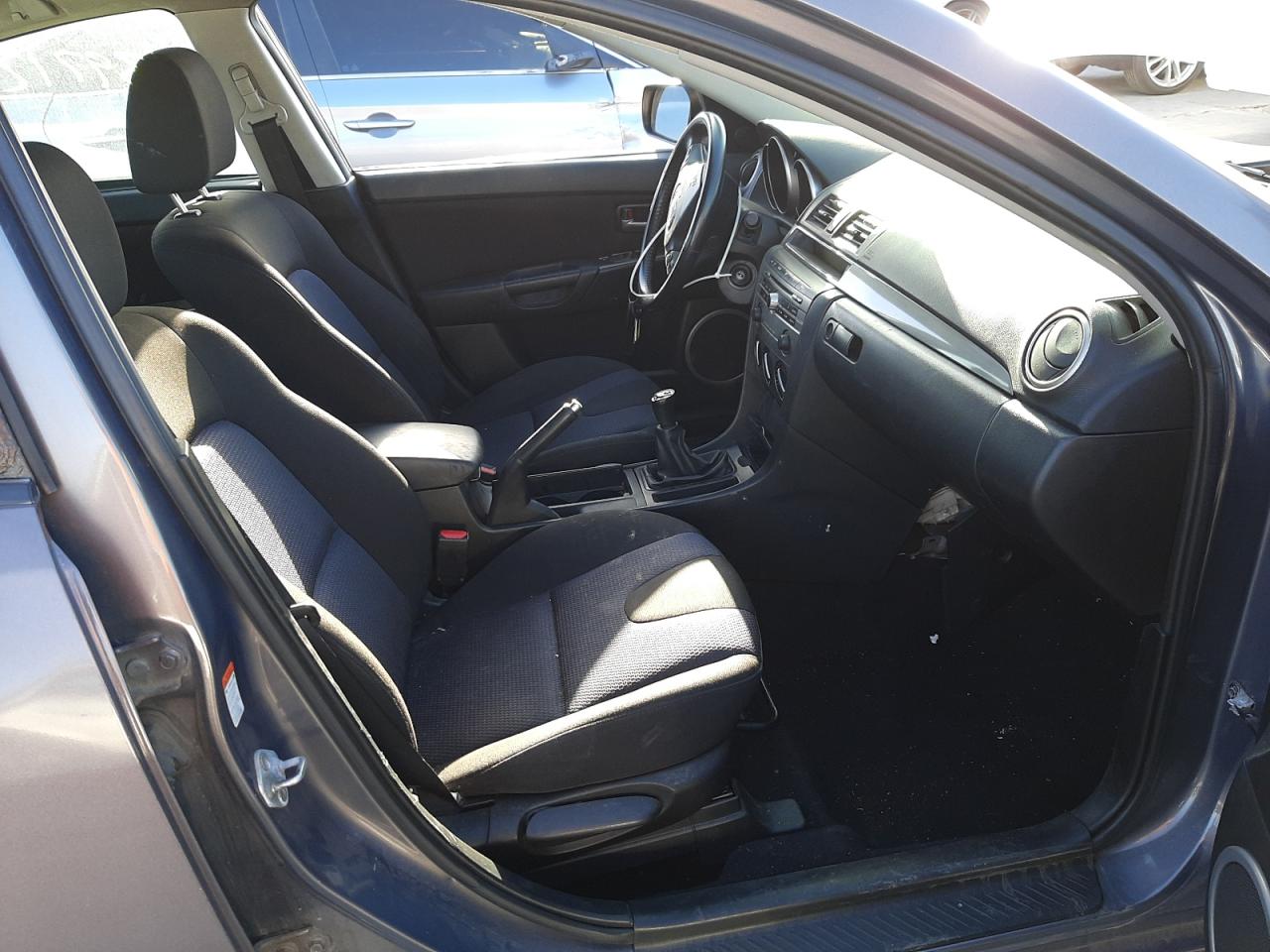 Photo 5 from auction – 2007 MAZDA 3 S with VIN JM1BK323X71621715