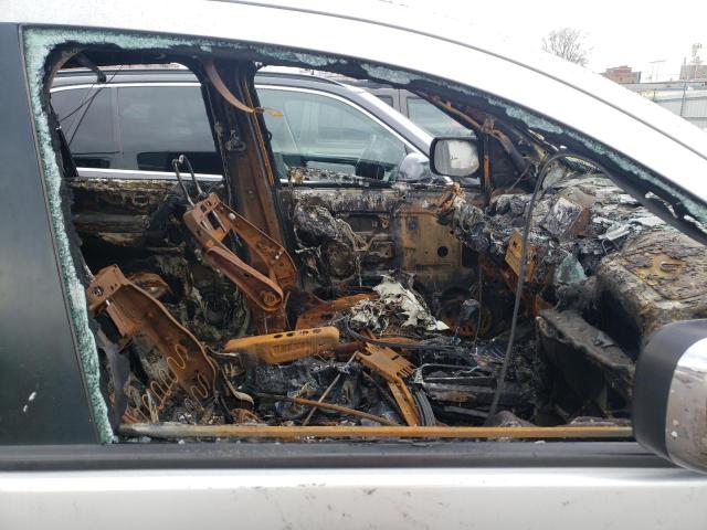 Photo 5 from auction – 2004 INFINITI QX56 with VIN 5N3AA08C04N806142