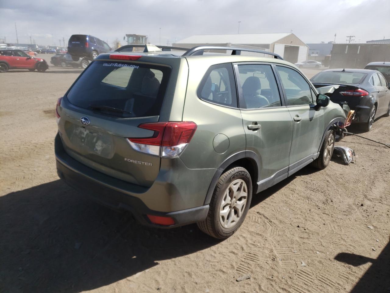 Photo 4 from auction – 2019 SUBARU FORESTER with VIN JF2SKACC6KH417126