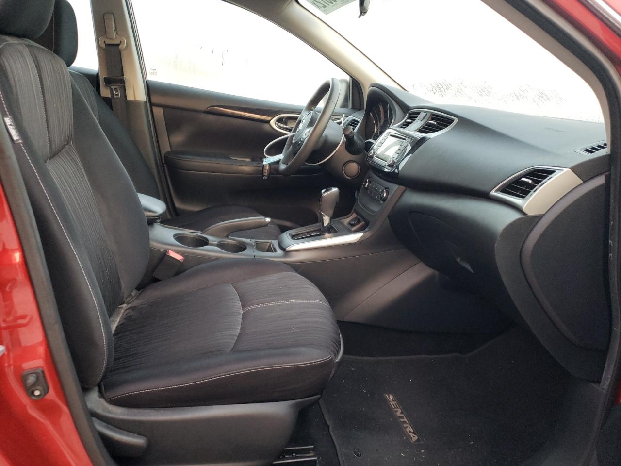 Photo 5 from auction – 2016 NISSAN SENTRA S with VIN 3N1AB7AP2GY333838
