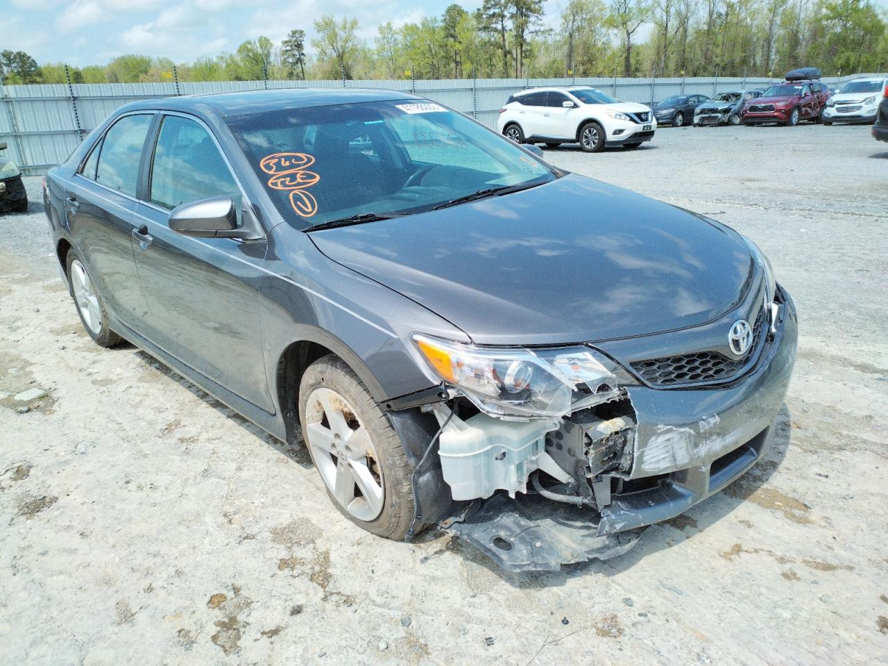 TOYOTA CAMRY L 2014 with VIN 4T1BF1FK0EU307010 - Photo from auction