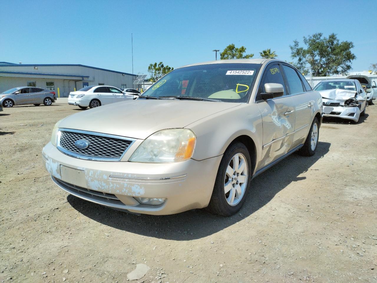 Photo 2 from auction – 2006 FORD FIVE HUNDR with VIN 1FAFP24106G147171