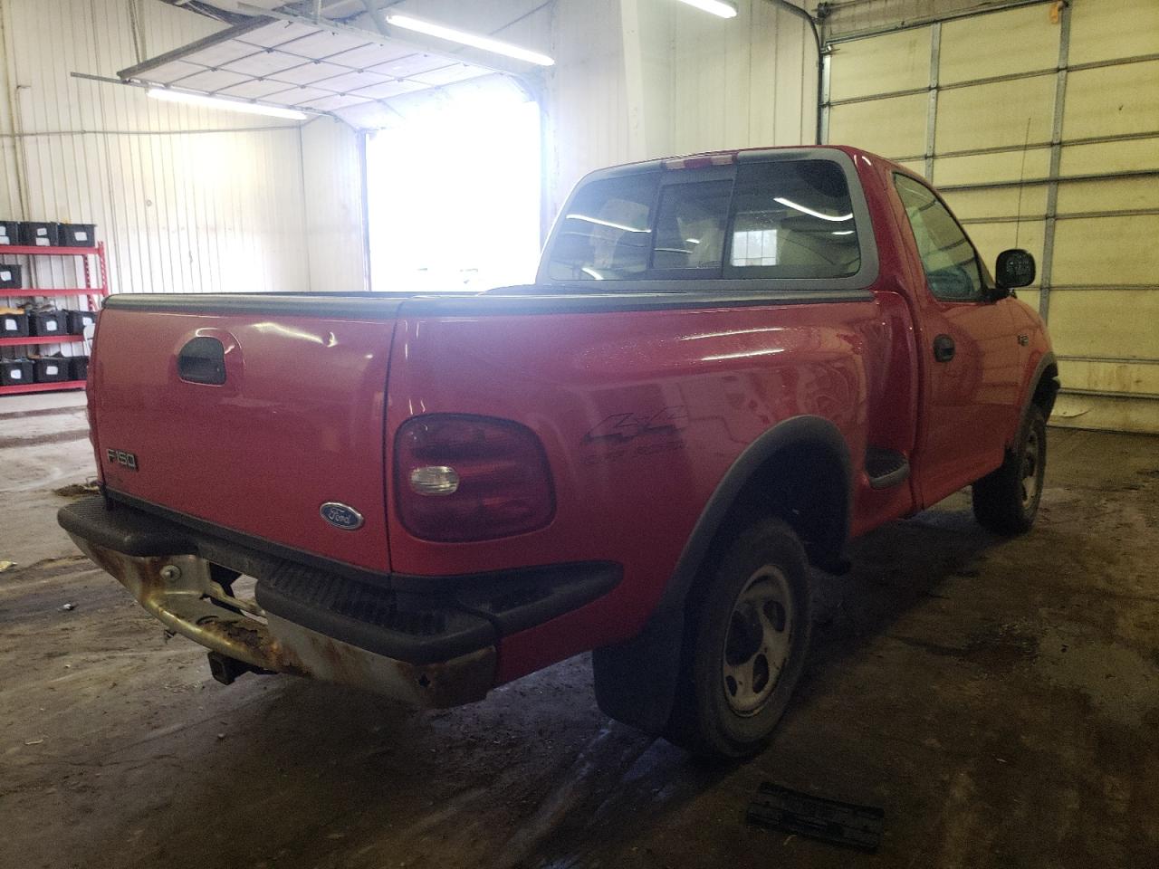 Photo 4 from auction – 1997 FORD F150 with VIN 1FTDF0824VKA28529