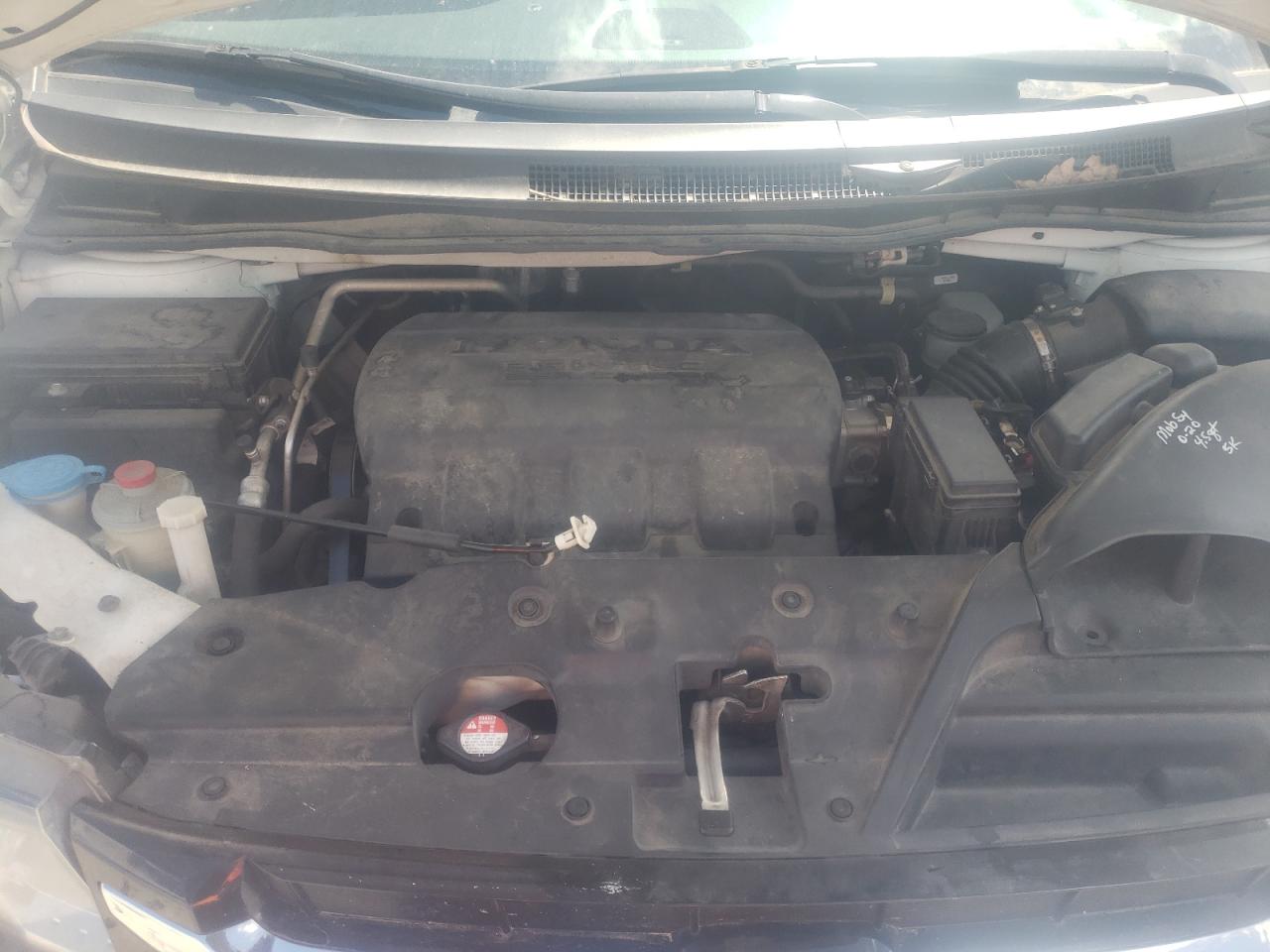 Photo 12 from auction – 2014 HONDA ODYSSEY TO with VIN 5FNRL5H90EB044717