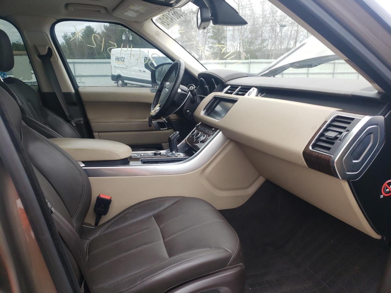 Photo 5 from auction – 2016 LAND ROVER RANGE ROVE with VIN SALWR2KF3GA560637