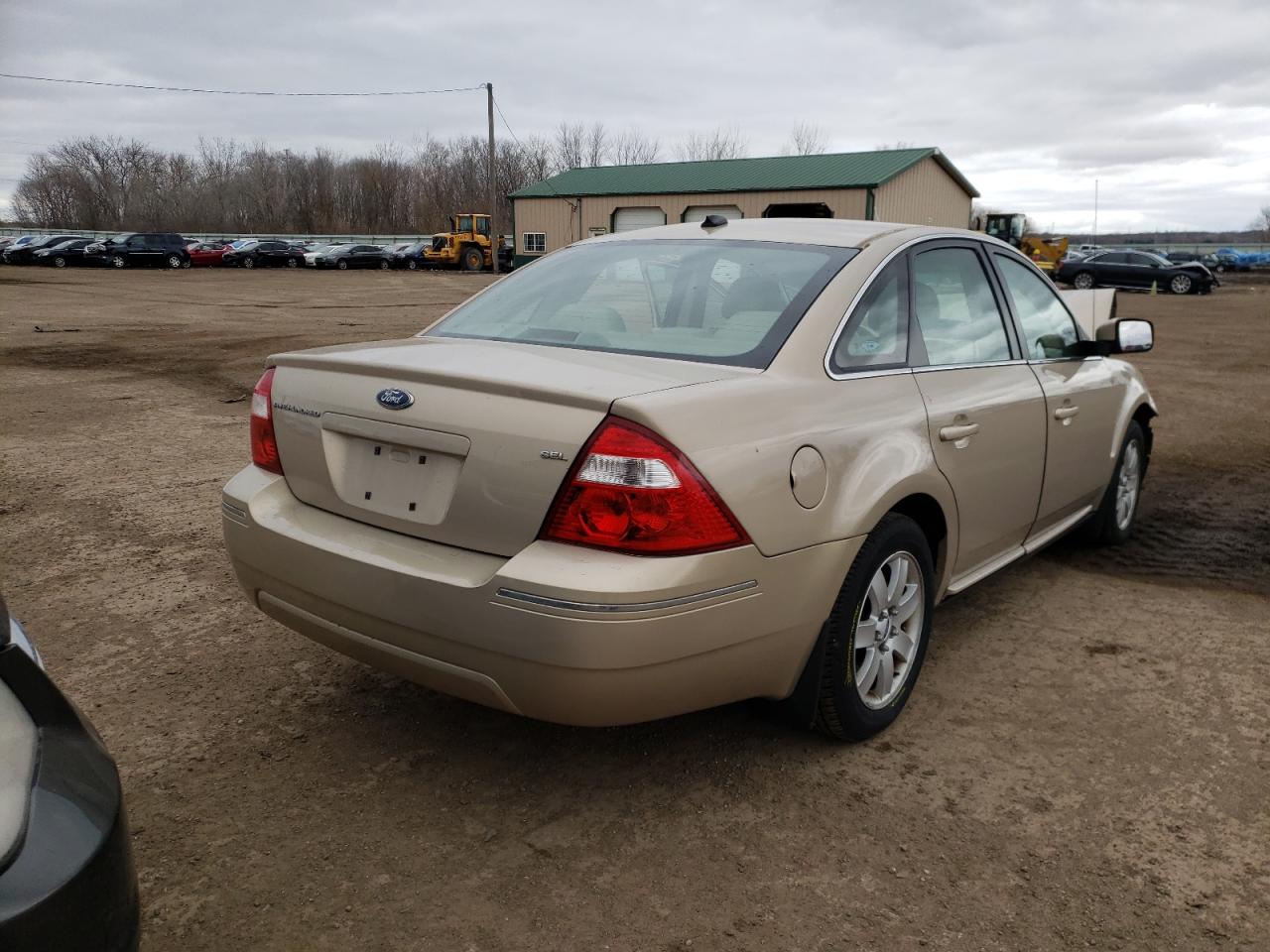 Photo 4 from auction – 2007 FORD FIVE HUNDR with VIN 1FAFP24157G101997