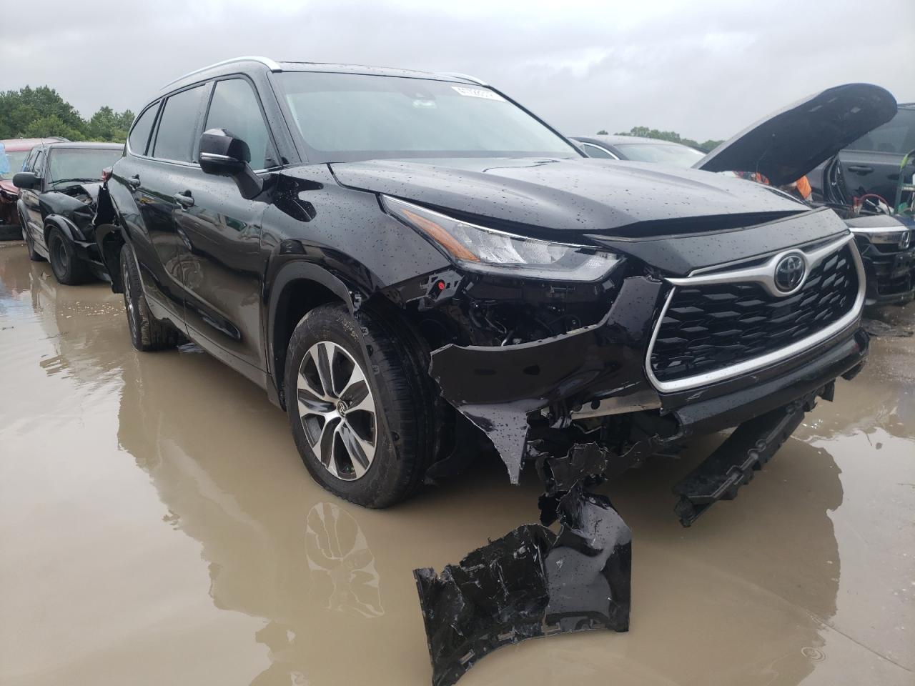 TOYOTA HIGHLANDER 2020 with VIN 5TDHZRAH8LS020922 - Photo from auction