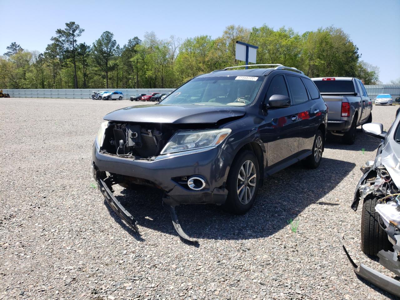 Photo 2 from auction – 2013 NISSAN PATHFINDER with VIN 5N1AR2MN9DC617456