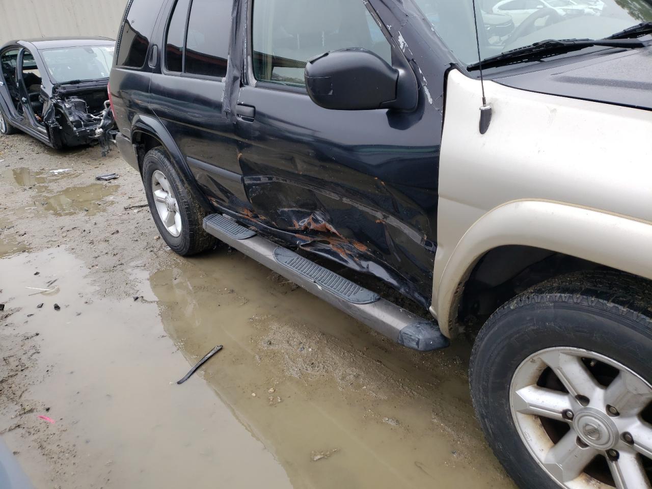 Photo 9 from auction – 2004 NISSAN PATHFINDER with VIN JN8DR09Y54W912386
