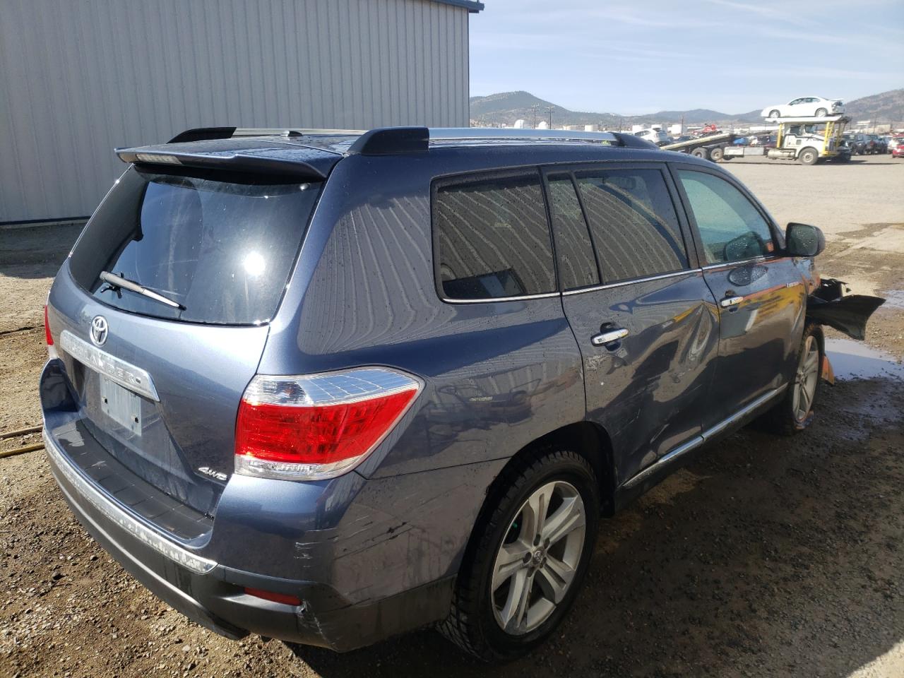 Photo 4 from auction – 2012 TOYOTA HIGHLANDER with VIN 5TDDK3EHXCS165874