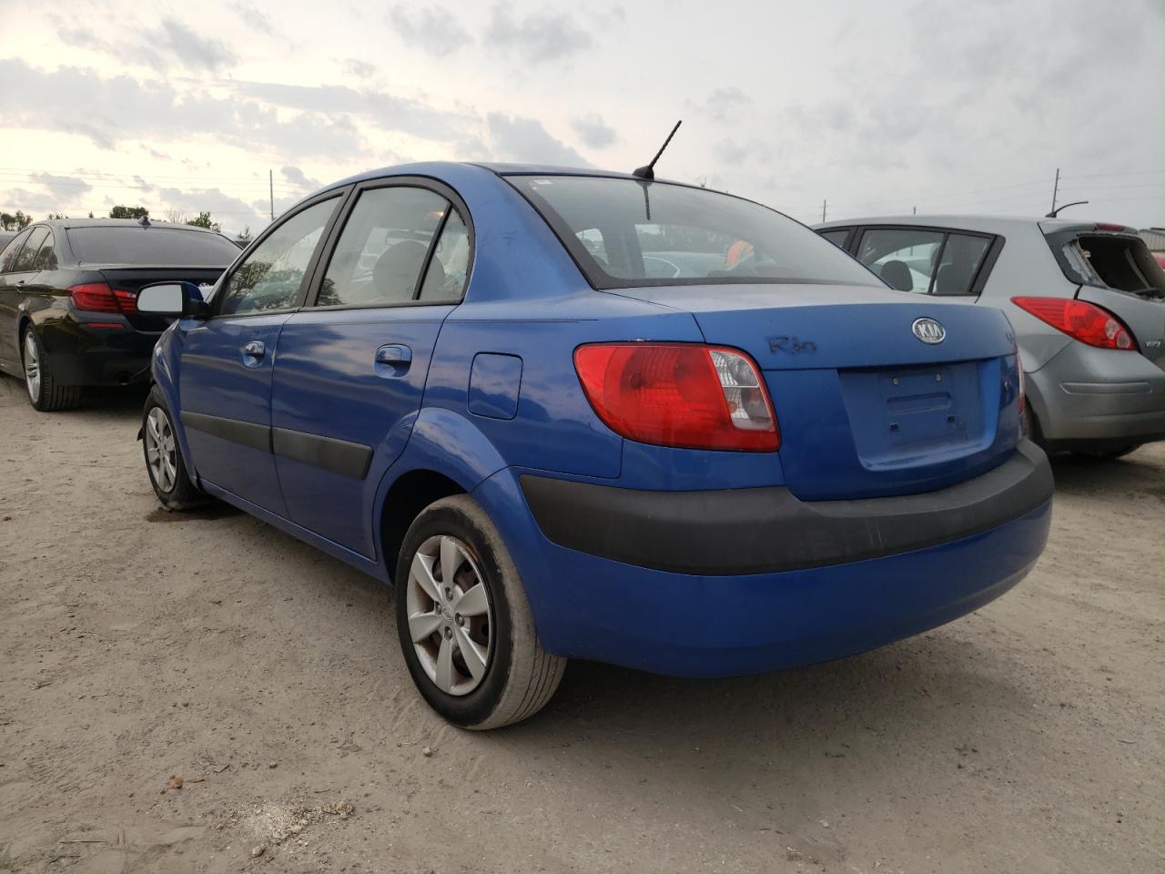 Photo 3 from auction – 2008 KIA RIO BASE with VIN KNADE123986305857