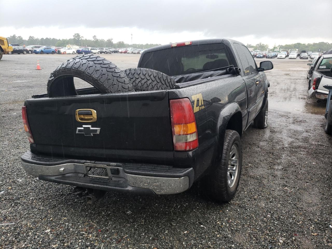 Photo 4 from auction – 2006 CHEVROLET SILVERADO with VIN 1GCEK19B16Z171113