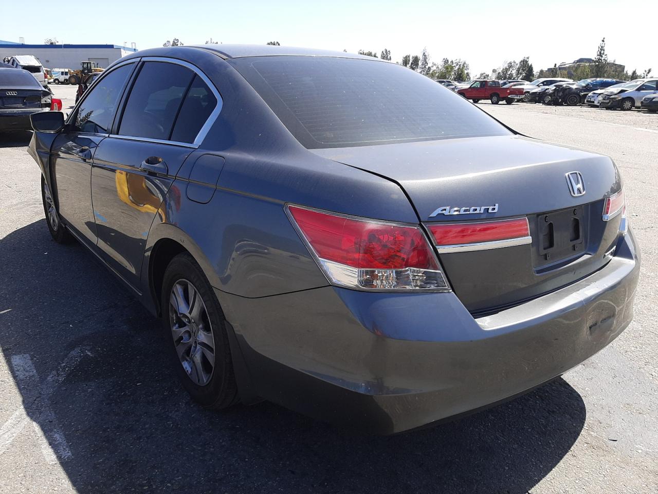 Photo 3 from auction – 2011 HONDA ACCORD SE with VIN 1HGCP2F68BA107781