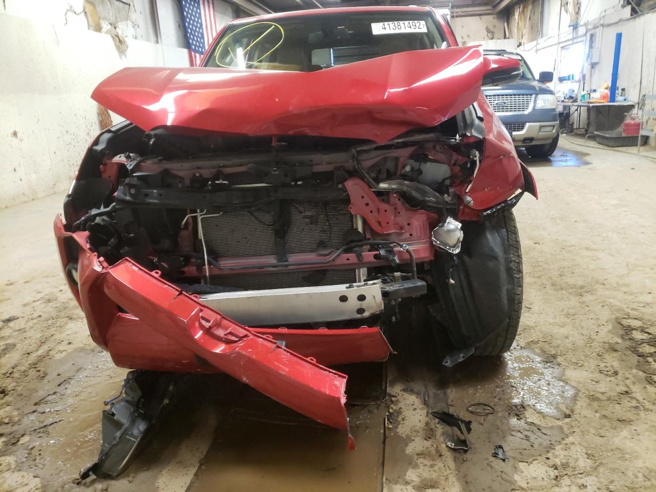 Photo 9 from auction – 2015 TOYOTA 4RUNNER SR with VIN JTEBU5JR8F5210179