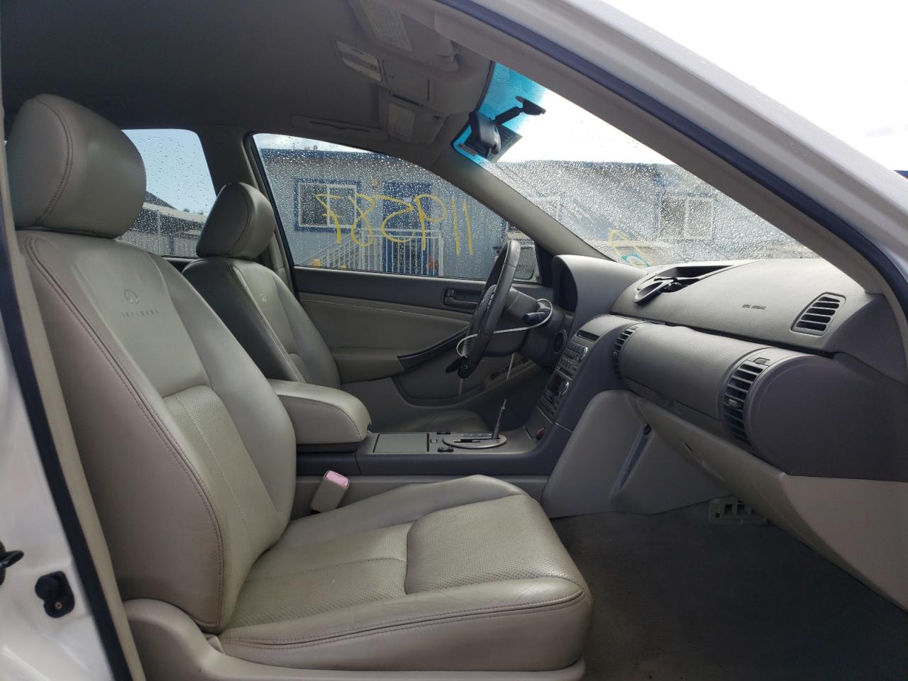 Photo 5 from auction – 2004 INFINITI G35 with VIN JNKCV51E14M111787