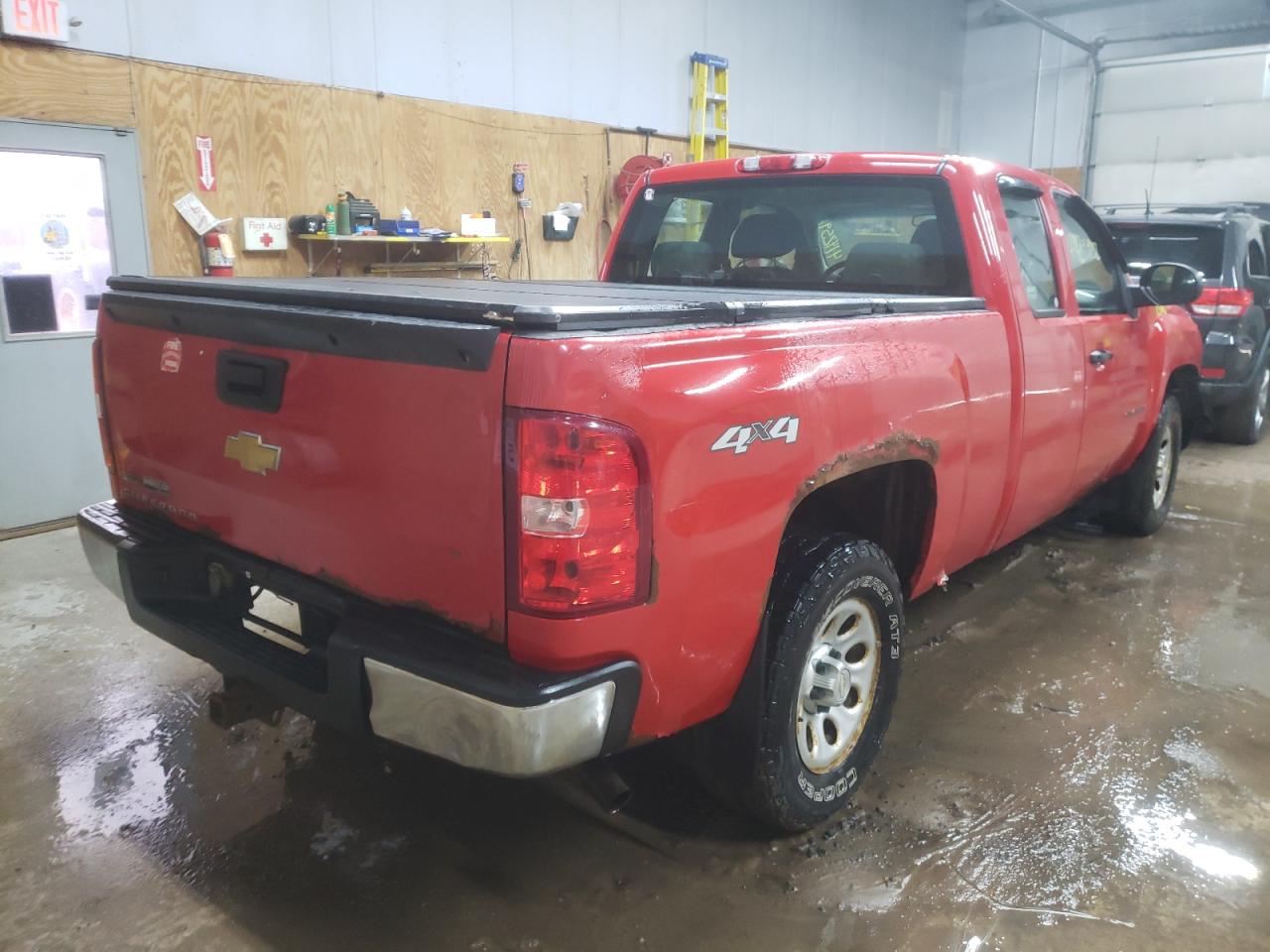 Photo 4 from auction – 2010 CHEVROLET SILVERADO with VIN 1GCSKPEA1AZ108475