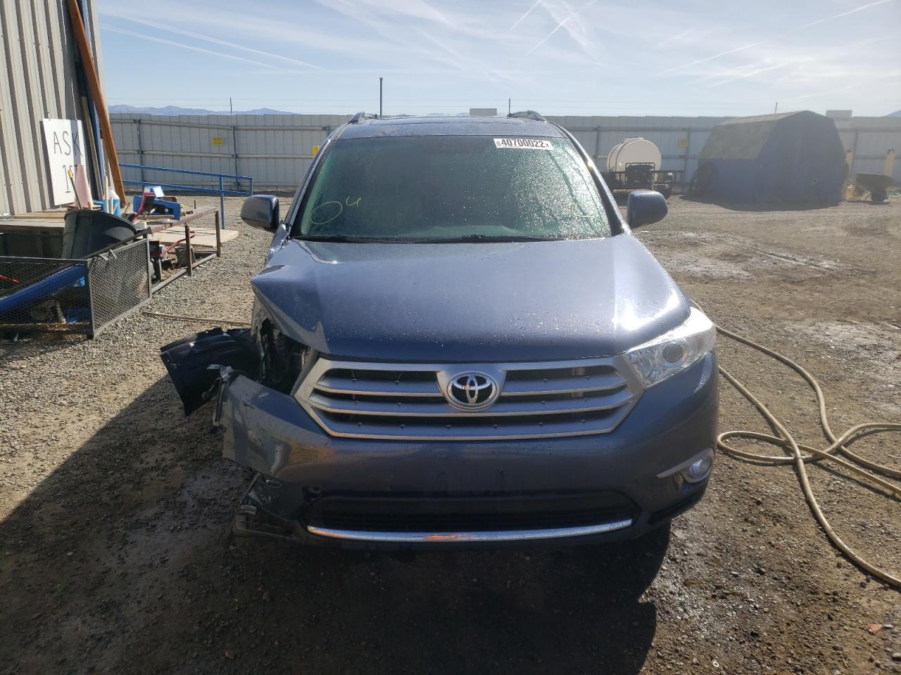 Photo 9 from auction – 2012 TOYOTA HIGHLANDER with VIN 5TDDK3EHXCS165874