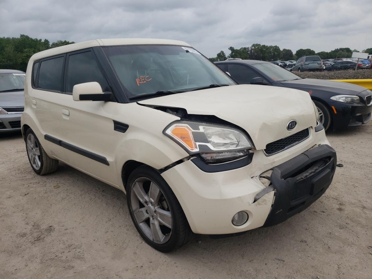 KIA SOUL 2010 with VIN KNDJT2A25A7084445 - Photo from auction