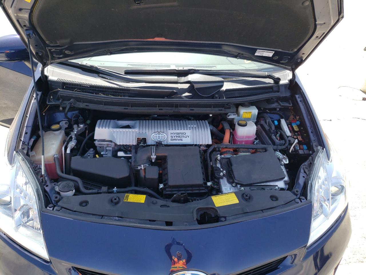 Photo 7 from auction – 2012 TOYOTA PRIUS with VIN JTDKN3DU3C1536223