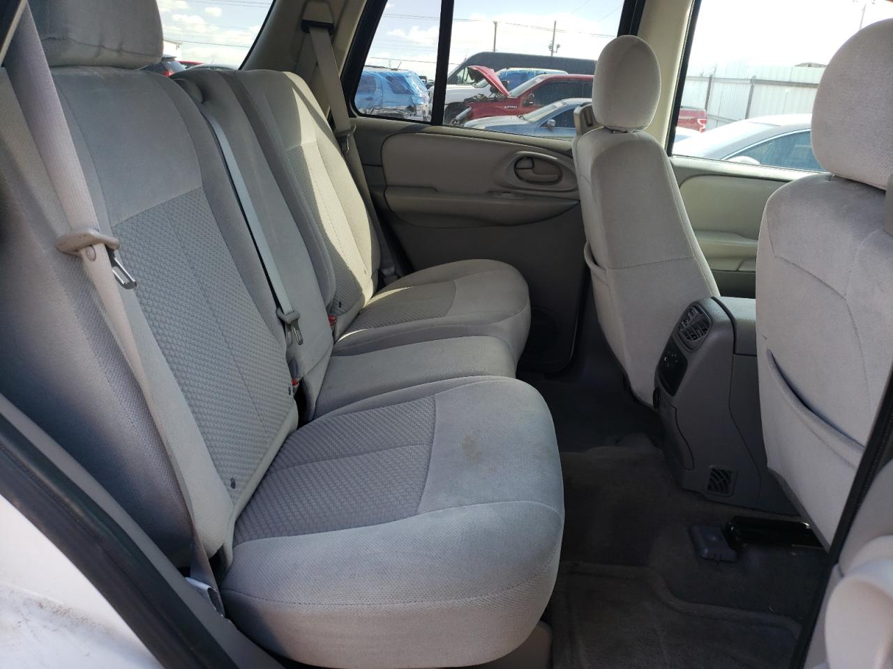 Photo 6 from auction – 2009 CHEVROLET TRAILBLAZE with VIN 1GNDT33S592130095
