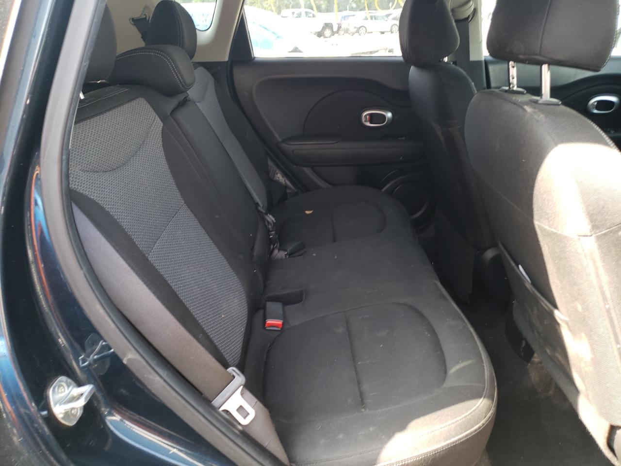 Zdjęcie 6 z aukcji – 2017 KIA SOUL + z VIN KNDJP3A52H7481934