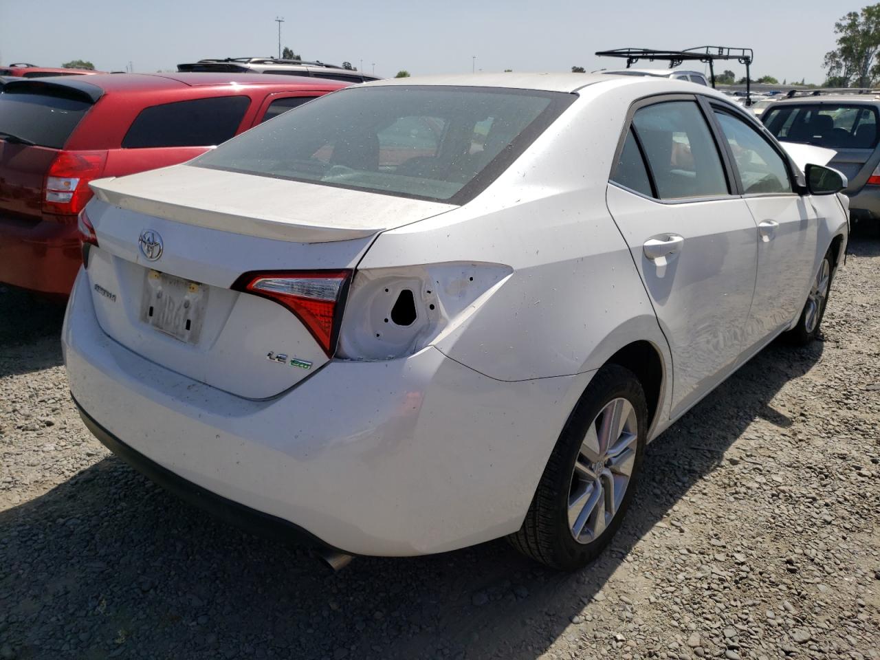 Фото 4 с аукциона – 2015 TOYOTA COROLLA EC с VIN 5YFBPRHE4FP232625