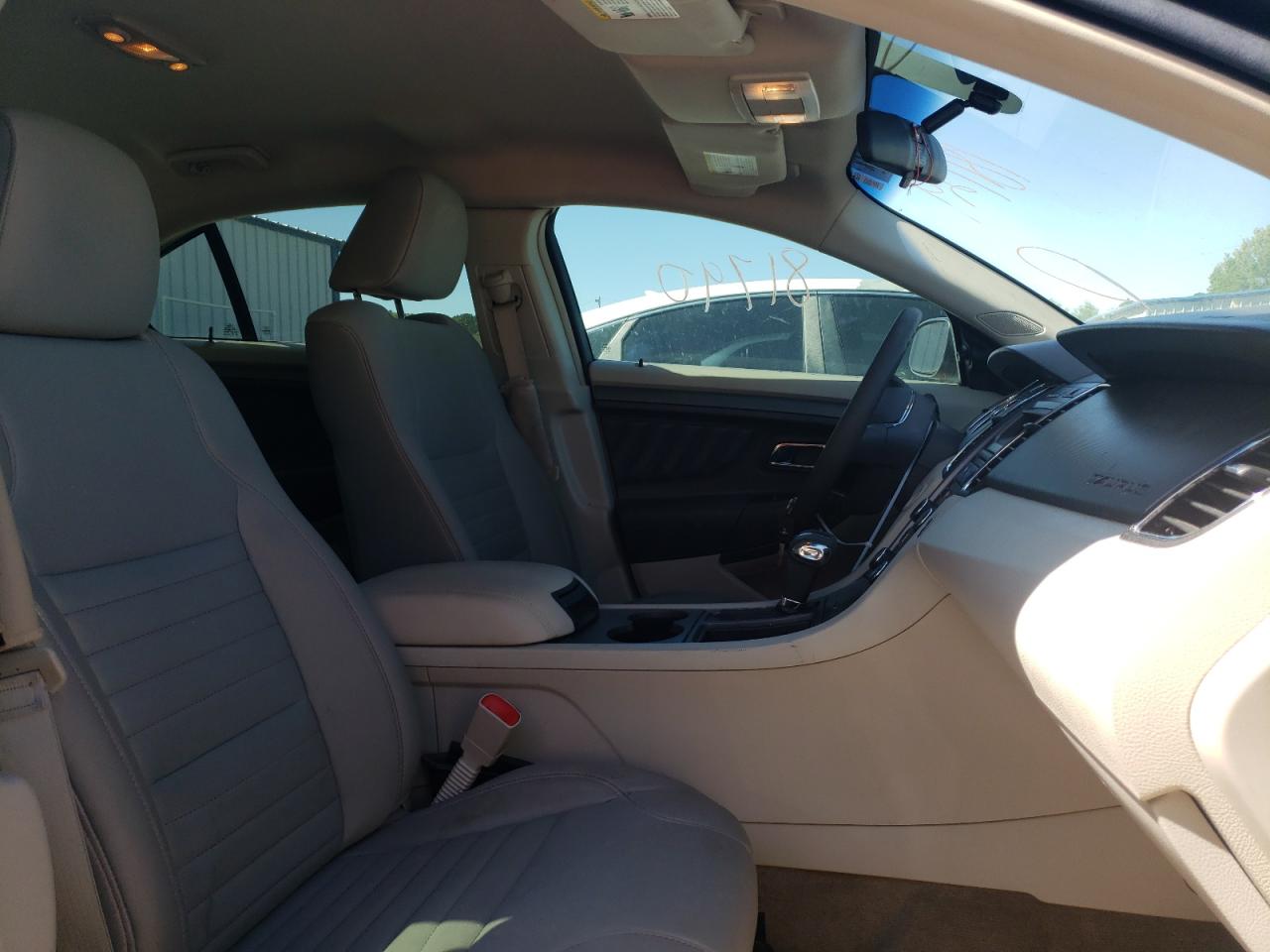 Photo 5 from auction – 2011 FORD TAURUS SE with VIN 1FAHP2DW8BG181129