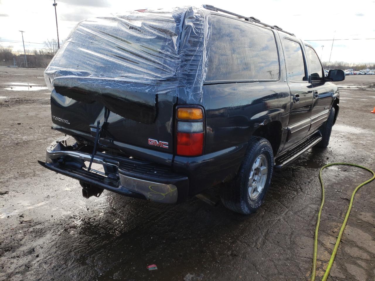 Photo 4 from auction – 2005 GMC YUKON XL K with VIN 1GKFK16Z35J133003