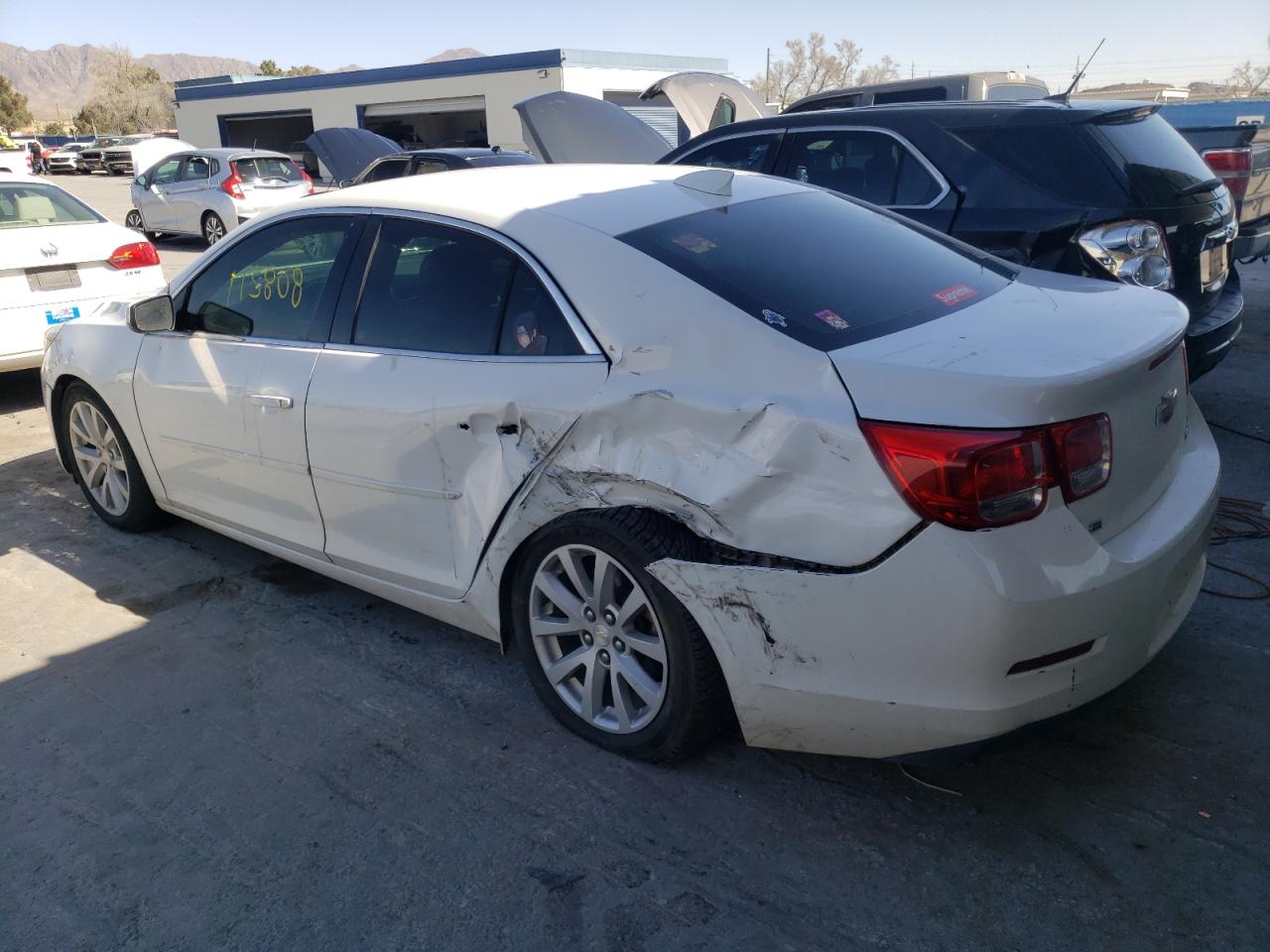 Photo 3 from auction – 2015 CHEVROLET MALIBU 2LT with VIN 1G11D5SL9FF261848