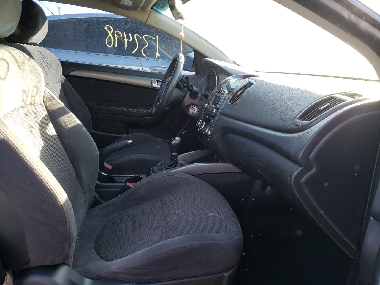 Photo 5 from auction – 2012 KIA FORTE SX with VIN KNAFW6A32C5592834