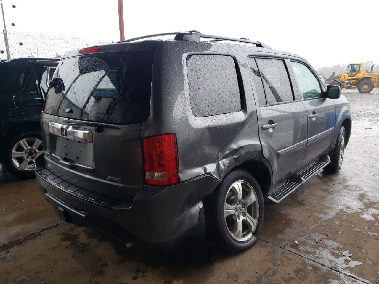 Photo 4 from auction – 2012 HONDA PILOT EXLN with VIN 5FNYF4H71CB014277