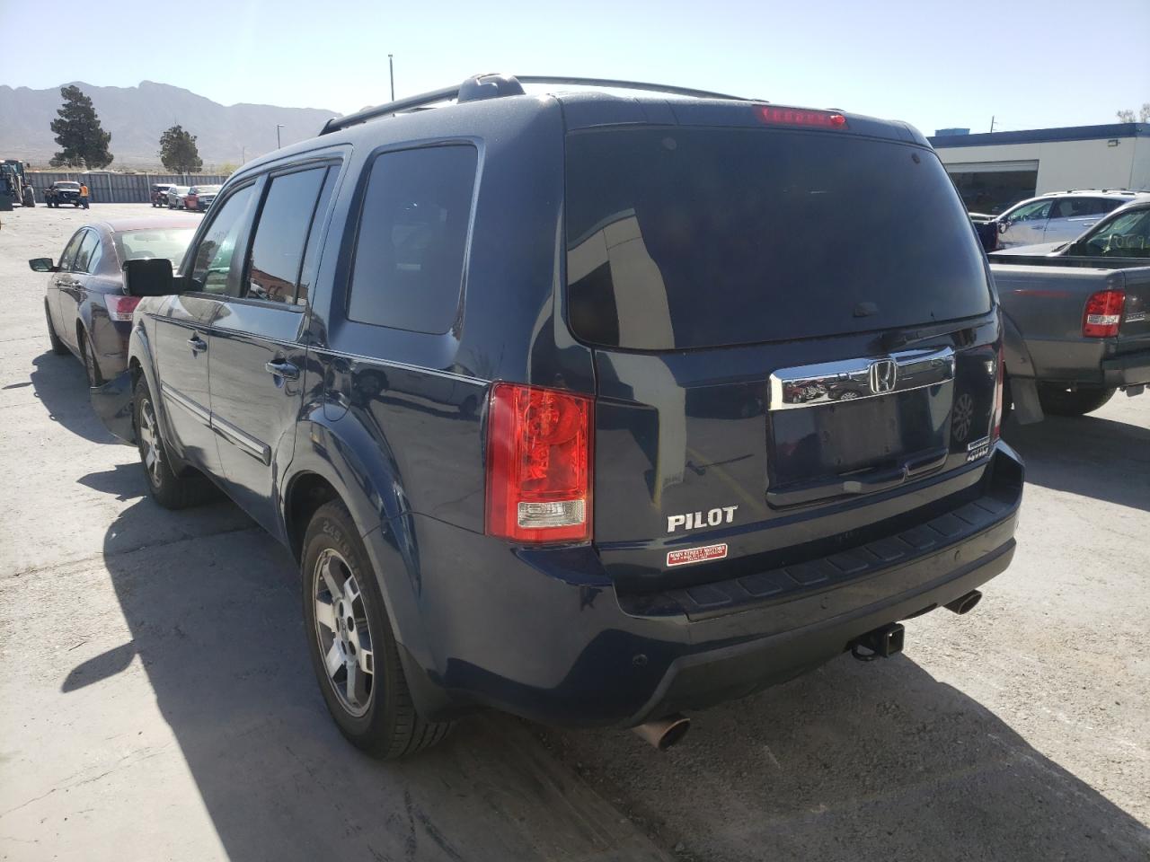 Photo 3 from auction – 2010 HONDA PILOT with VIN 5FNYF4H90AB020828