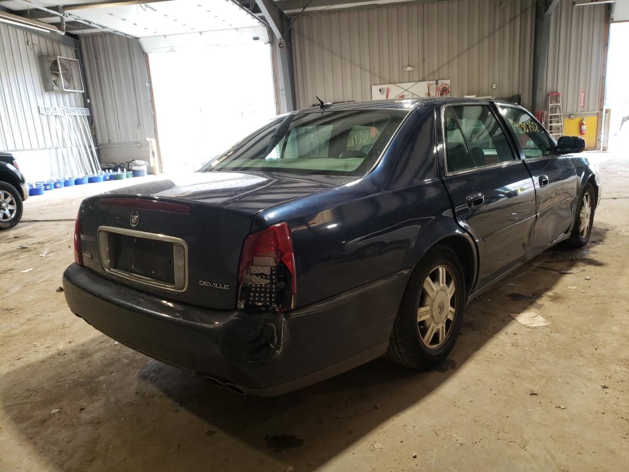 Photo 4 from auction – 2005 CADILLAC DEVILLE D with VIN 1G6KD54Y95U111529