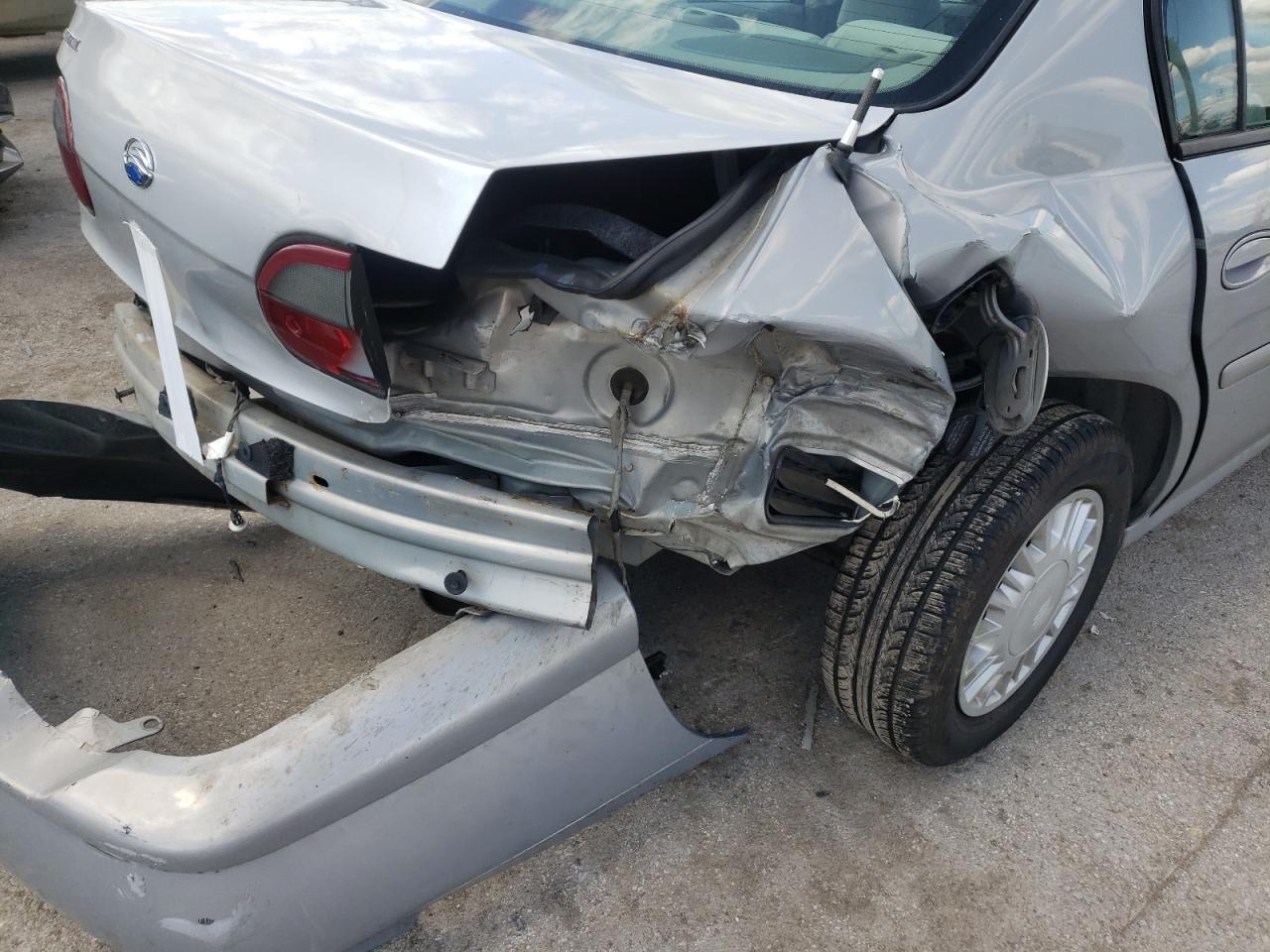 Photo 9 from auction – 2000 CHEVROLET MALIBU with VIN 1G1ND52J8Y6132552