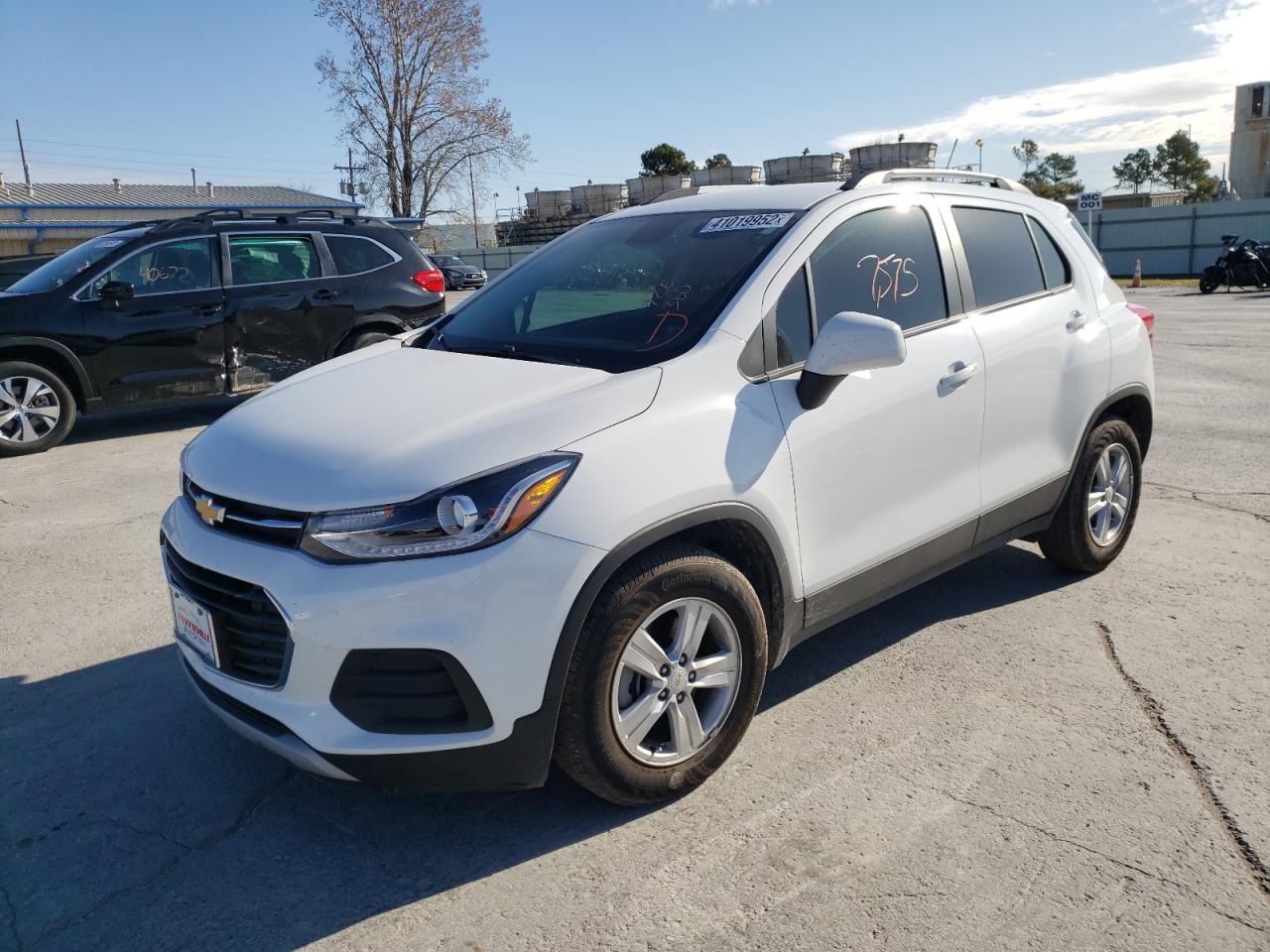 Photo 2 from auction – 2021 CHEVROLET TRAX 1LT with VIN KL7CJLSB0MB311039