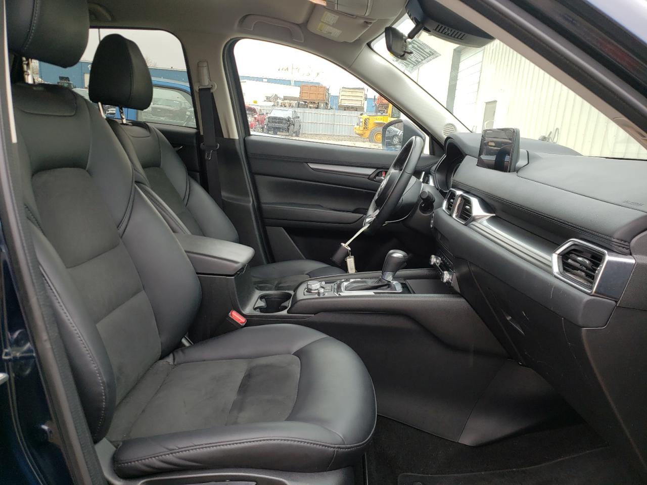Photo 5 from auction – 2021 MAZDA CX-5 TOURI with VIN JM3KFBCM3M0342590