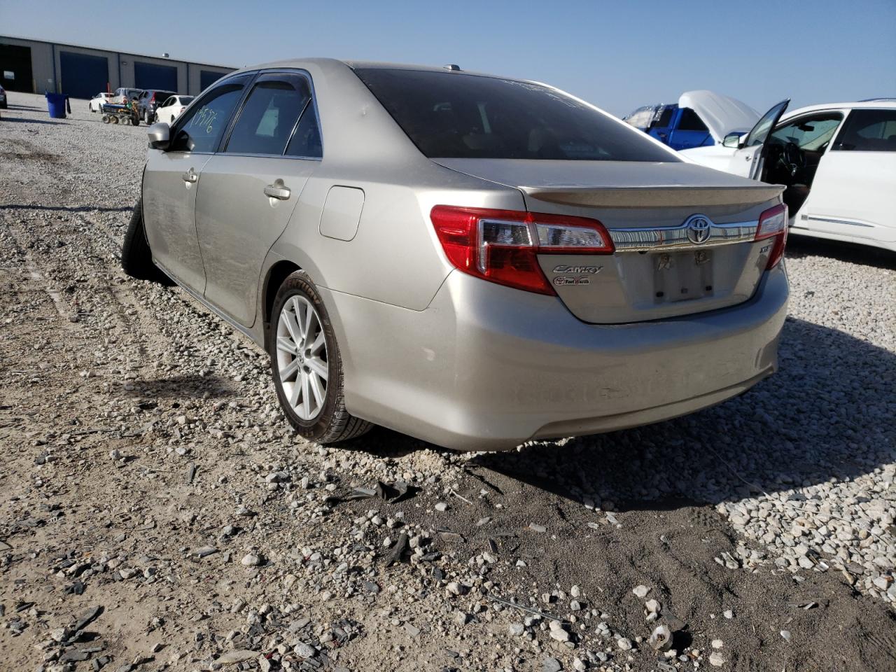 Photo 3 from auction – 2013 TOYOTA CAMRY L with VIN 4T4BF1FK9DR336252