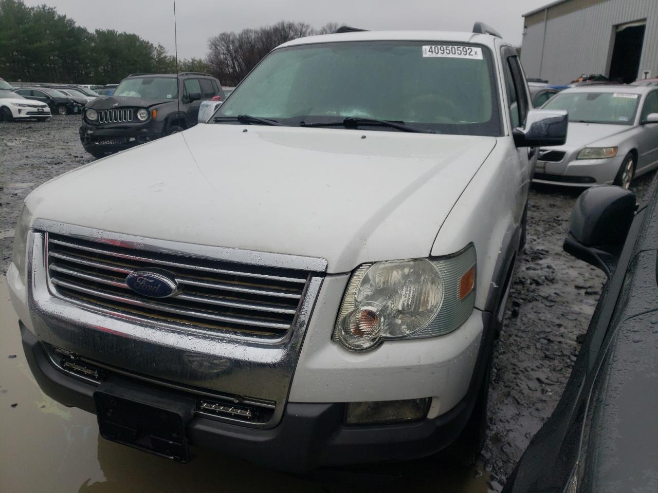Photo 2 from auction – 2006 FORD EXPLORER X with VIN 1FMEU73E76UB17548