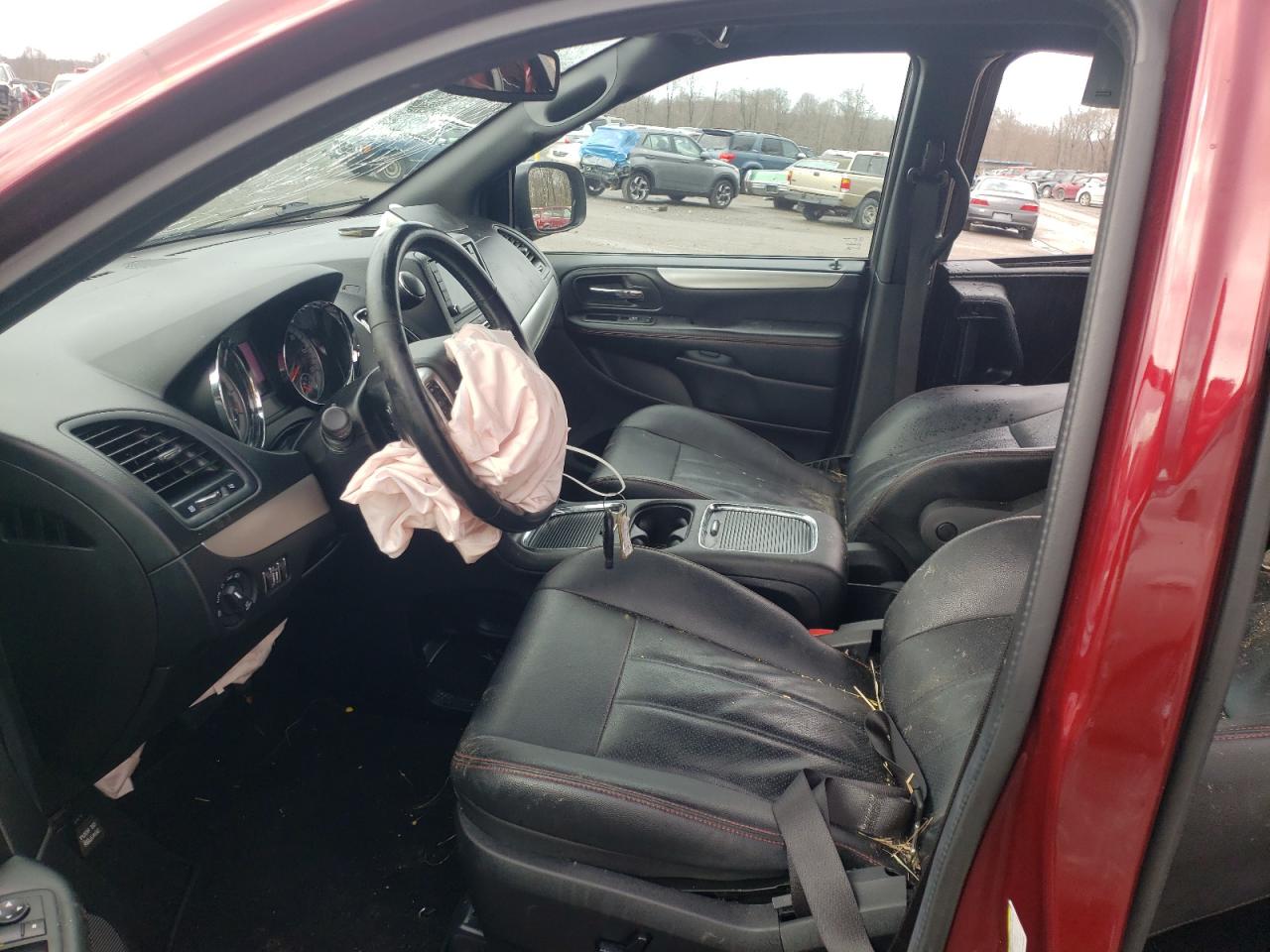 Photo 5 from auction – 2019 DODGE GRAND CARA with VIN 2C4RDGEG1KR768606