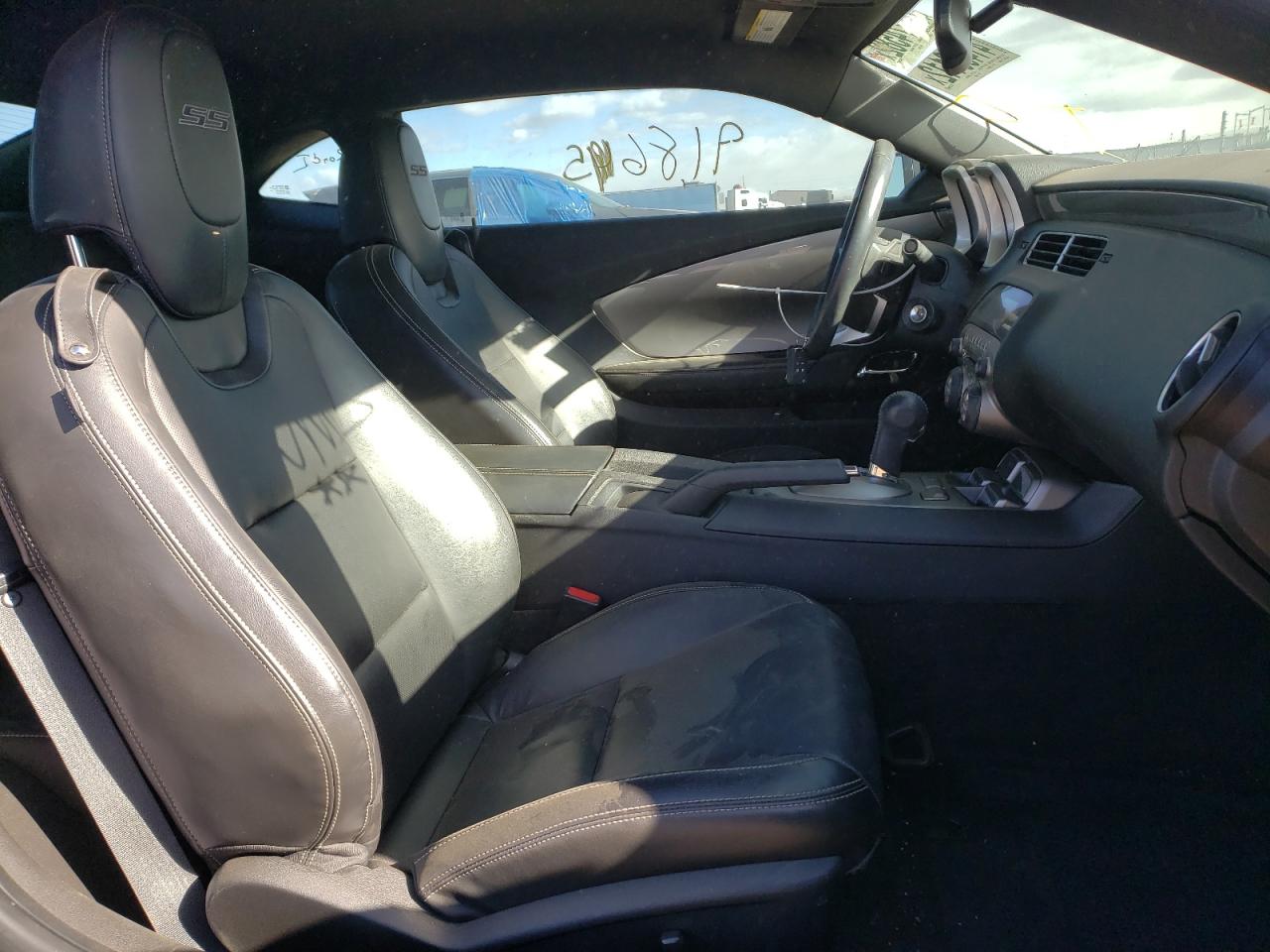 Photo 5 from auction – 2010 CHEVROLET CAMARO SS with VIN 2G1FK1EJ6A9205902