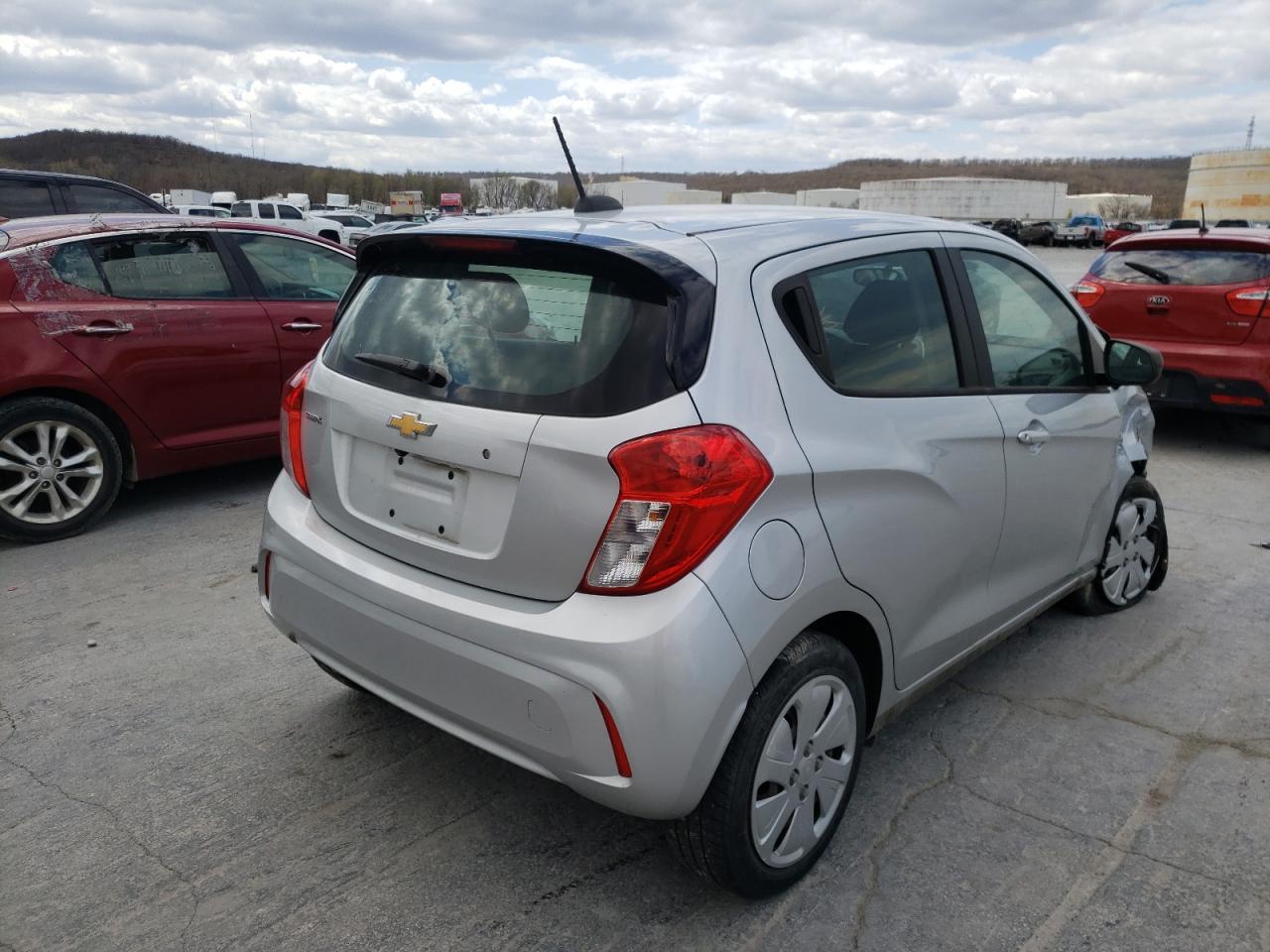 Photo 4 from auction – 2017 CHEVROLET SPARK LS with VIN KL8CB6SA5HC786333