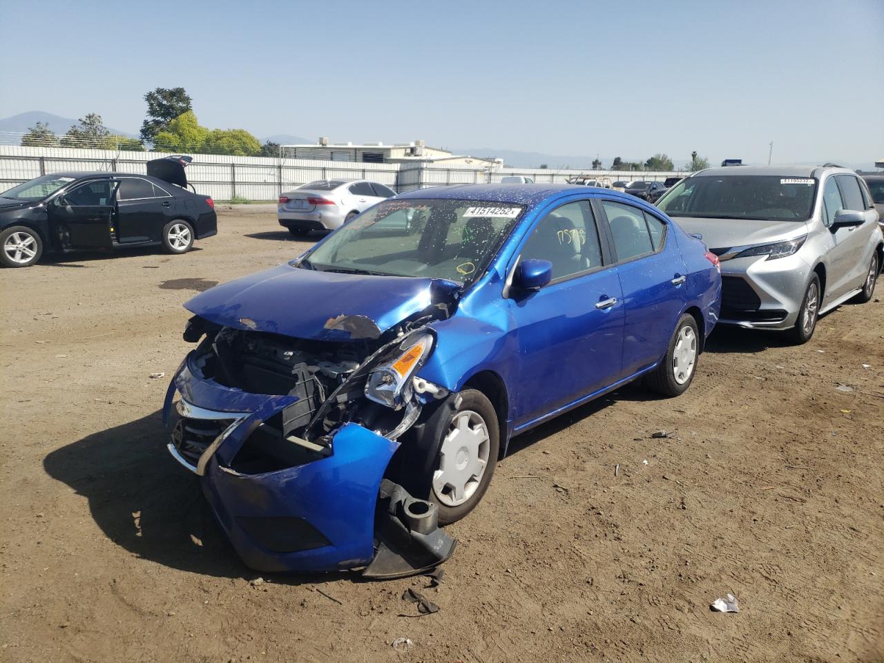 Photo 2 from auction – 2015 NISSAN VERSA S with VIN 3N1CN7AP9FL826606