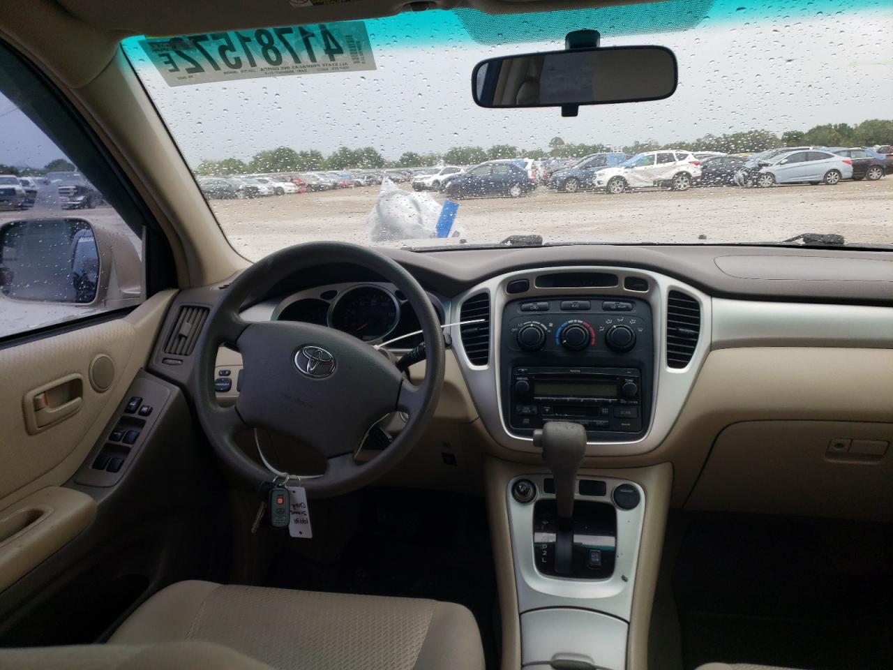 Photo 9 from auction – 2004 TOYOTA HIGHLANDER with VIN JTEGD21A340096892