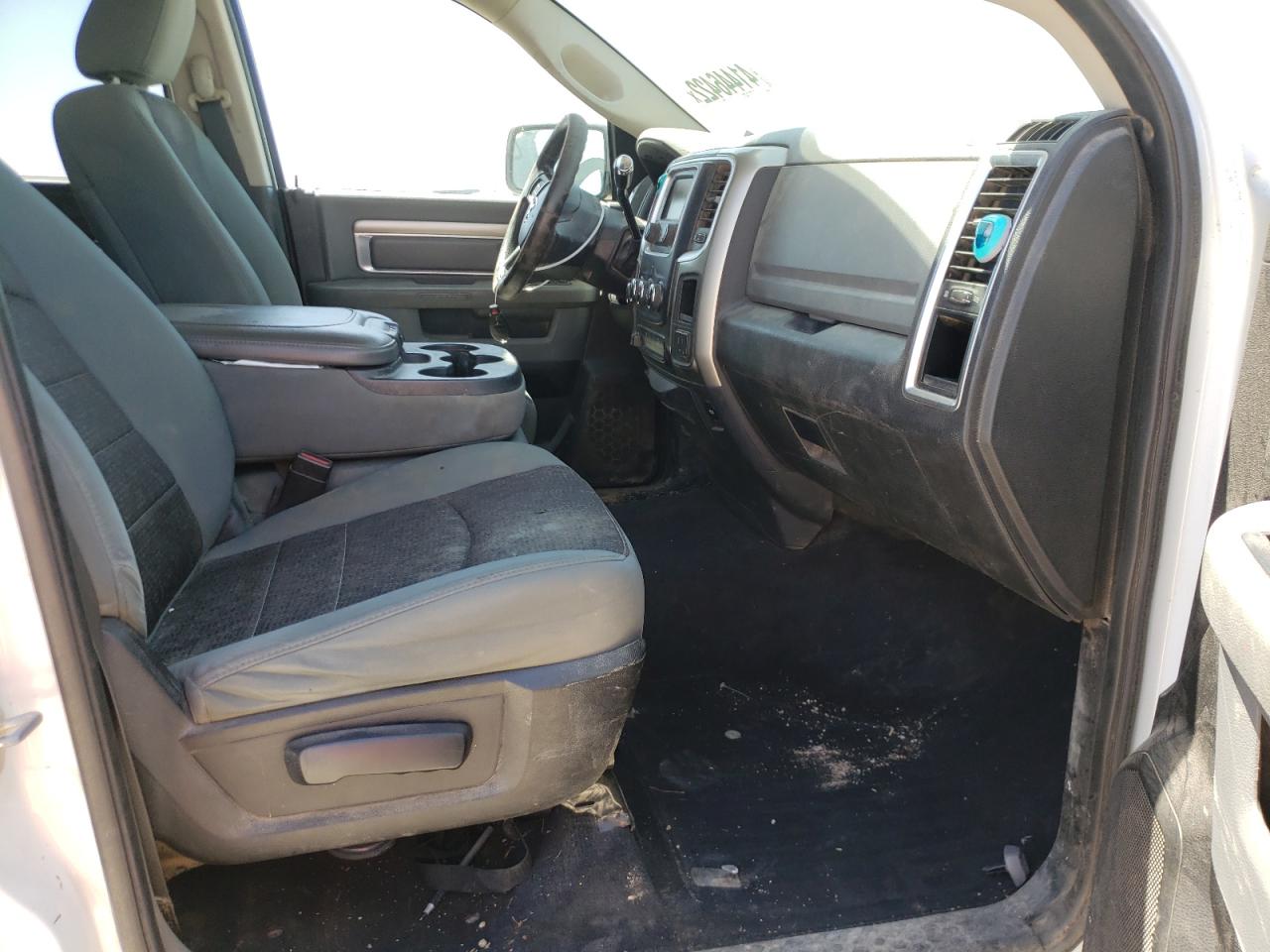 Photo 5 from auction – 2013 RAM 1500 SLT with VIN 1C6RR7GT2DS700948