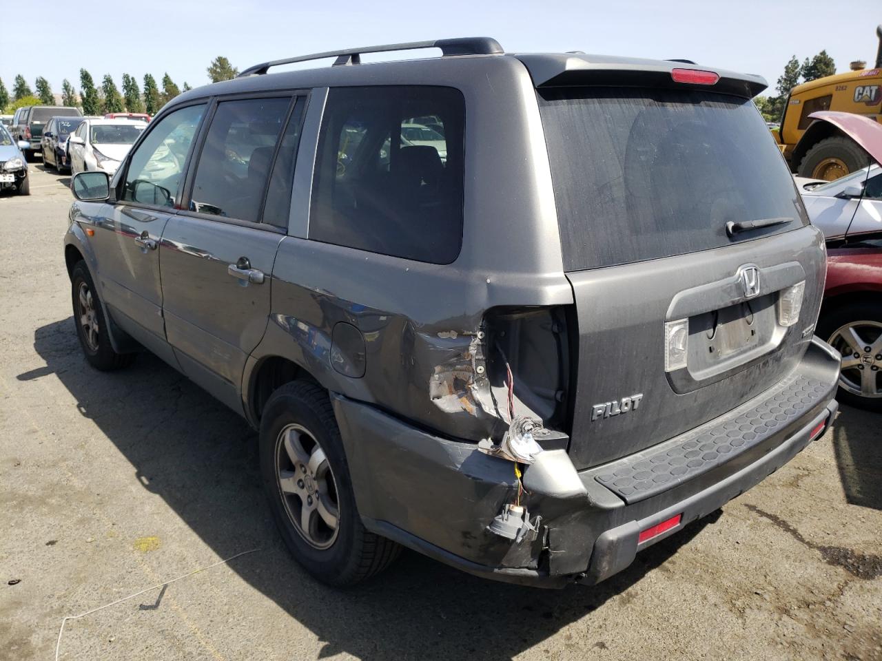 Photo 3 from auction – 2007 HONDA PILOT EXL with VIN 2HKYF18567H516013