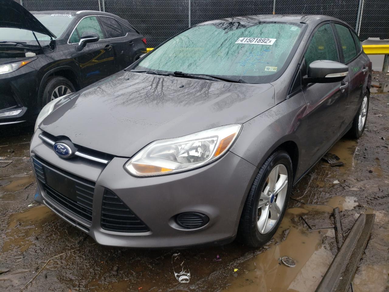 Photo 2 from auction – 2013 FORD FOCUS SE with VIN 1FADP3K27DL369834